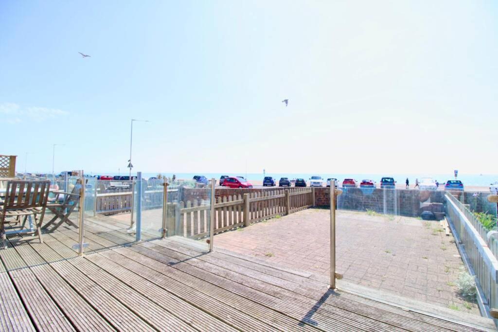 Seaview Beach House Stones Throws From The Sea By Air Premier Seaford Extérieur photo